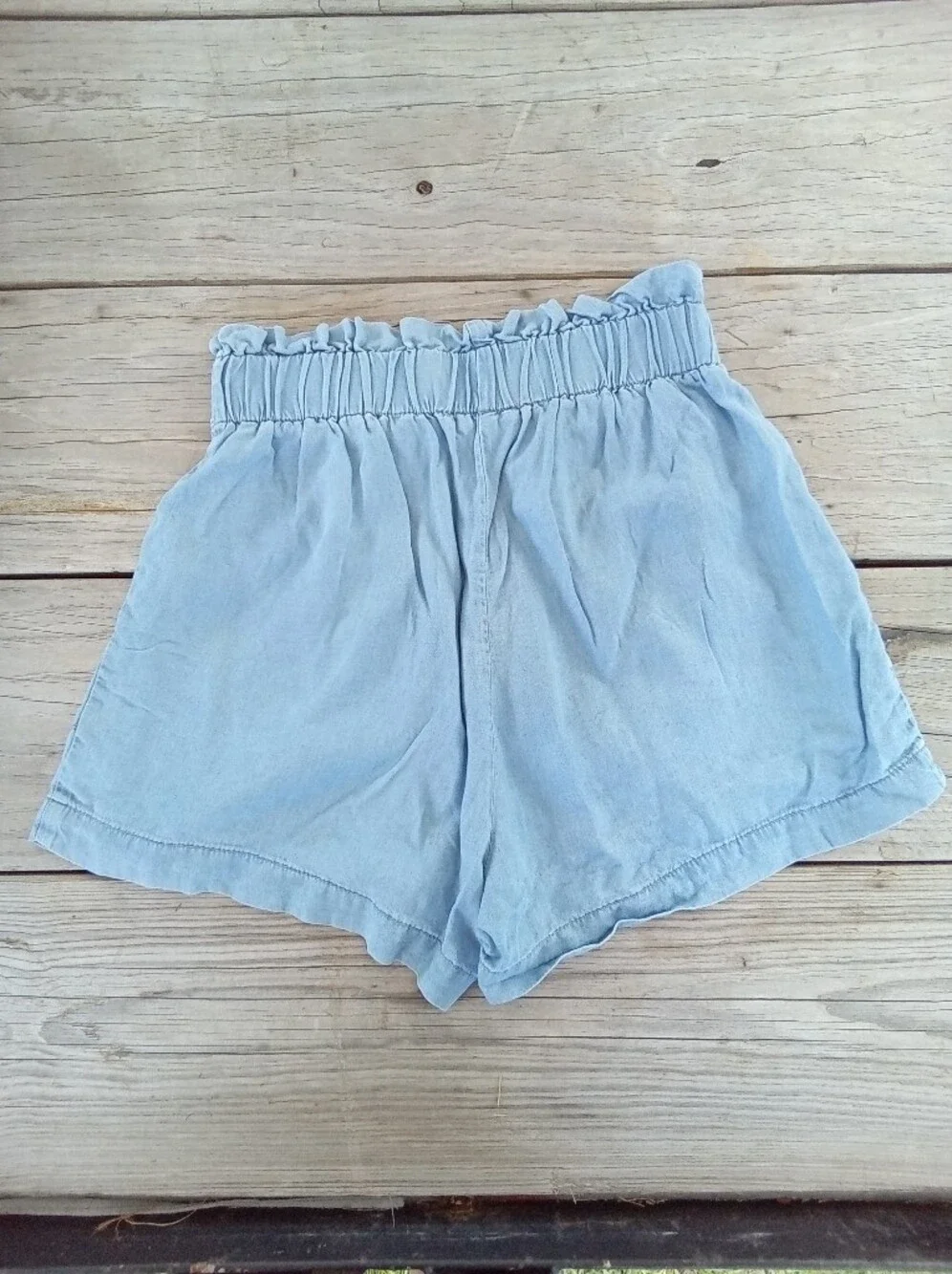 Mele E Pere Light Wash Lyocell Paperbag Waist Shorts Size S